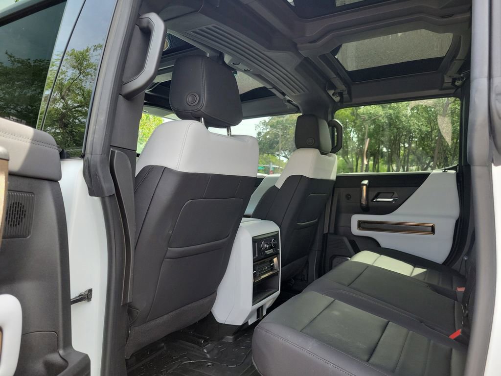 2024 GMC HUMMER EV 3X - Photo 11