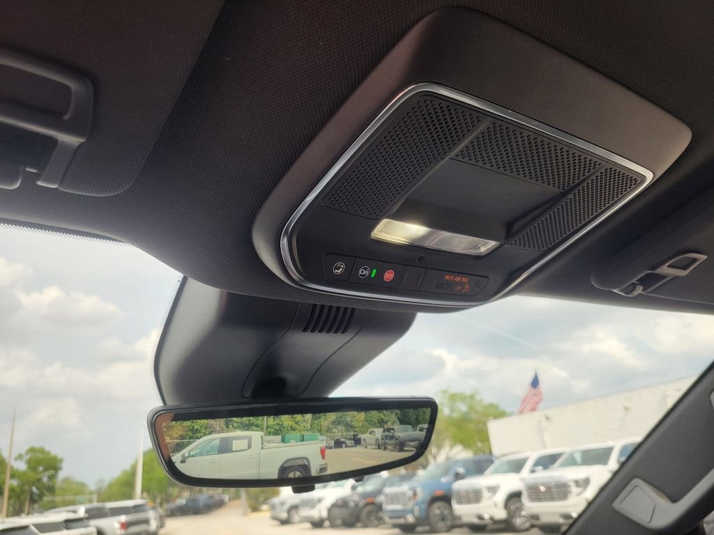 2025 GMC Sierra EV Denali - Photo 26