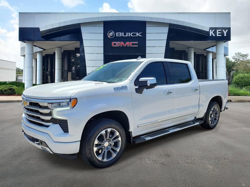 Used 2025 Chevrolet Silverado 1500 High Country Truck Crew Cab