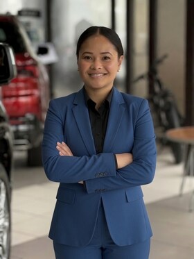 Staff member Flora Abarca from fccc52335769