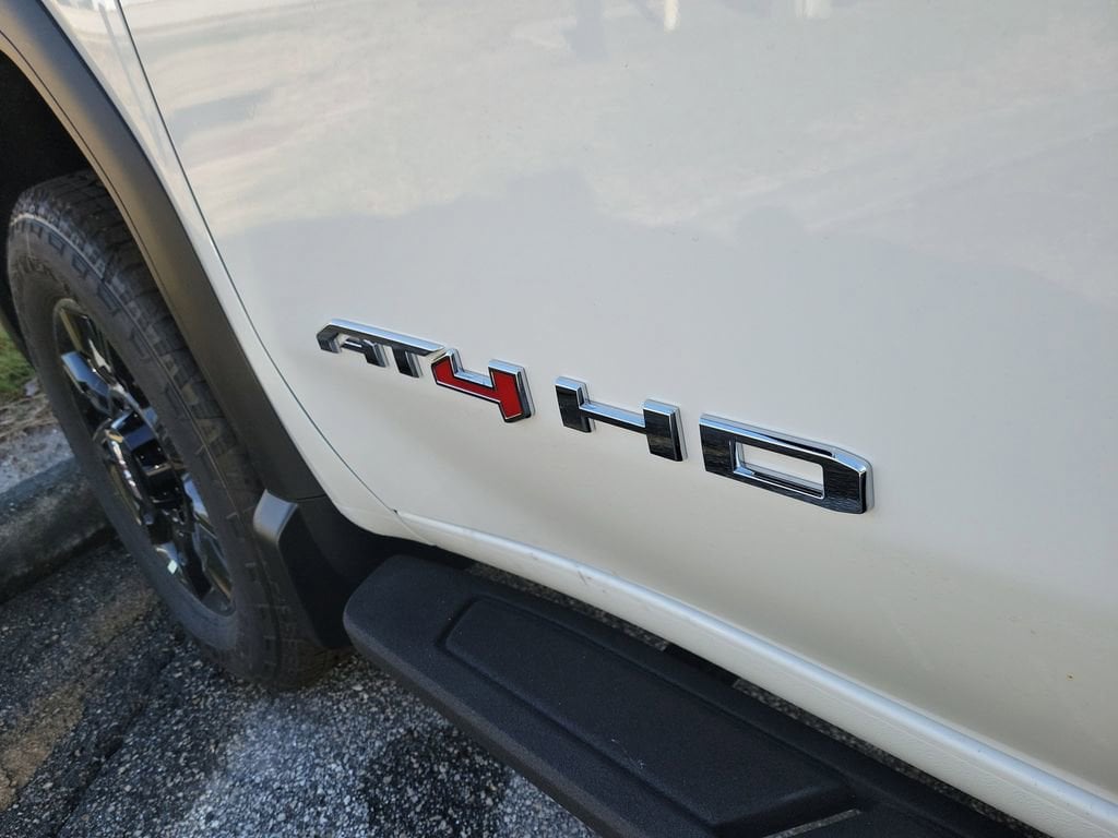 2026 GMC Sierra 3500HD AT4 - Photo 14
