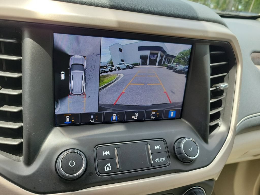 2023 GMC Acadia Denali - Photo 34