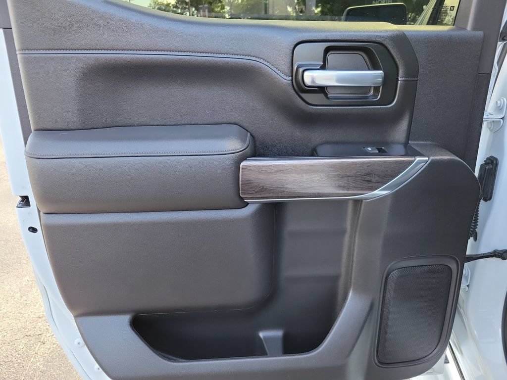 2020 Chevrolet Silverado 1500 LTZ - Photo 12
