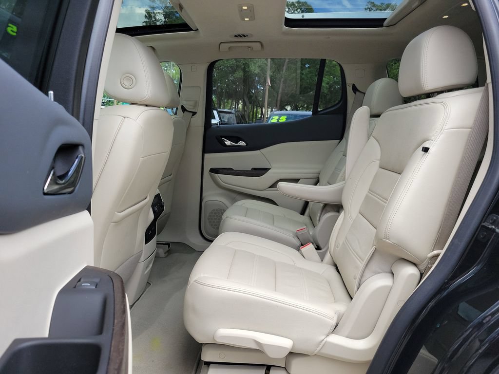 2023 GMC Acadia Denali - Photo 14