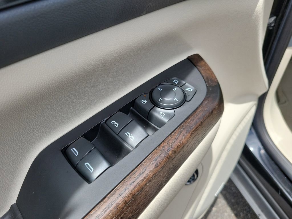 2023 GMC Acadia Denali - Photo 22