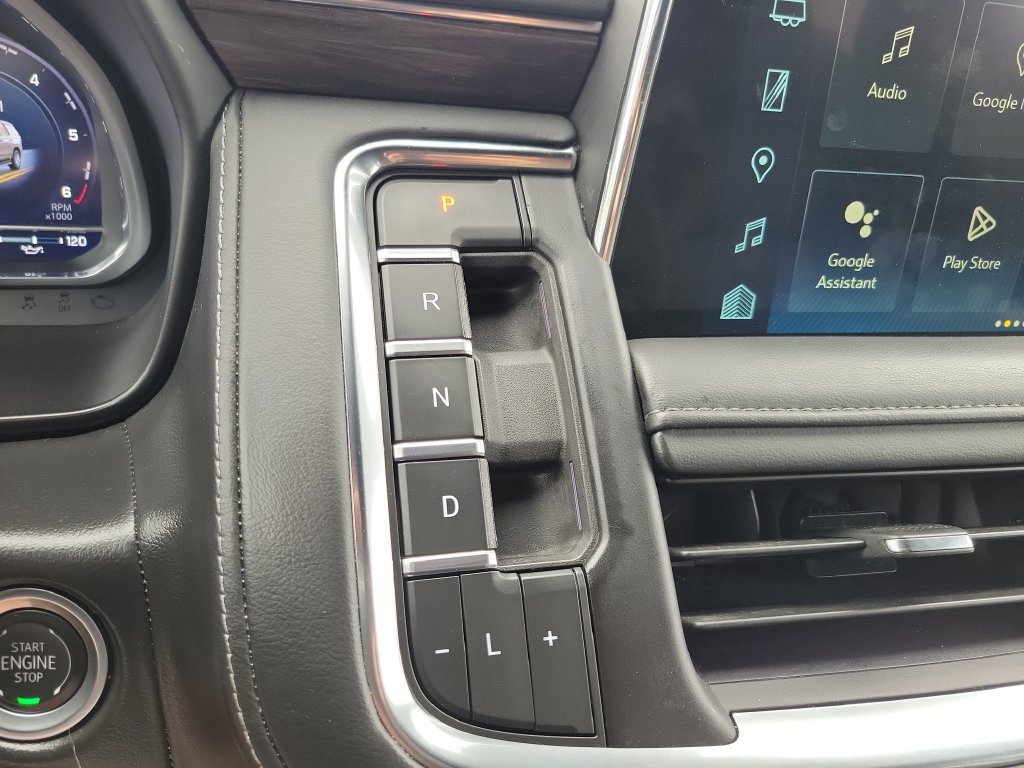 2024 Chevrolet Suburban LT - Photo 26