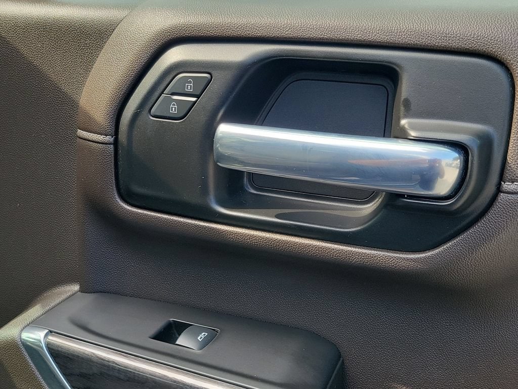 2021 Chevrolet Silverado 2500HD LTZ - Photo 21