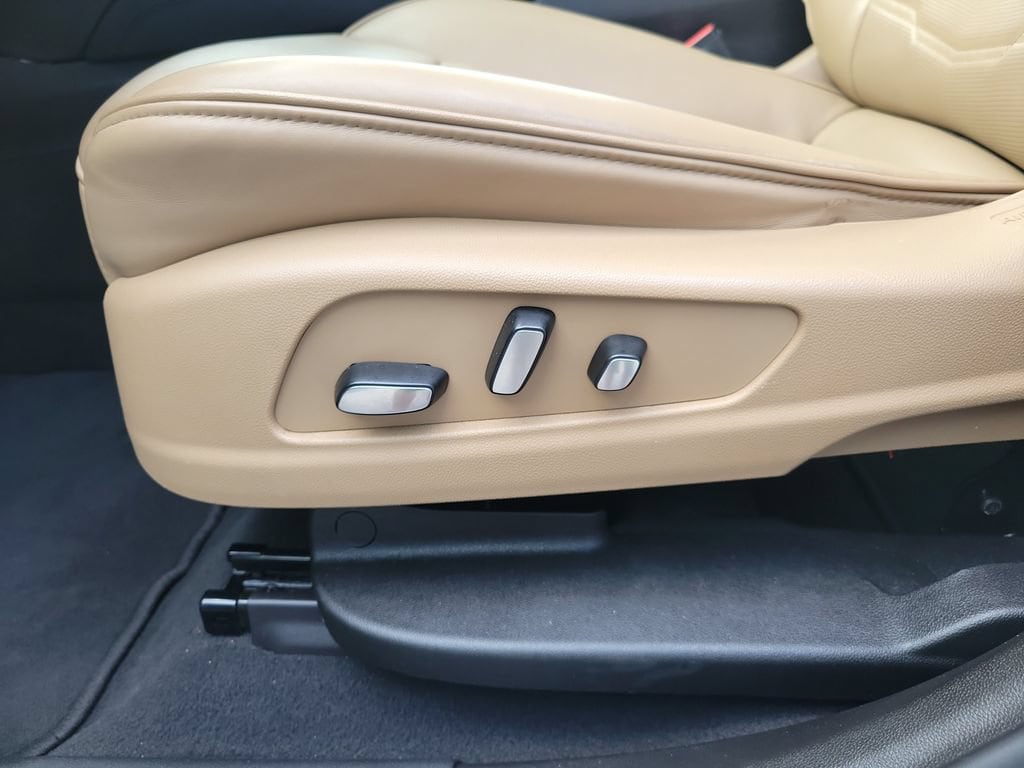 2023 Cadillac XT6 Sport - Photo 29