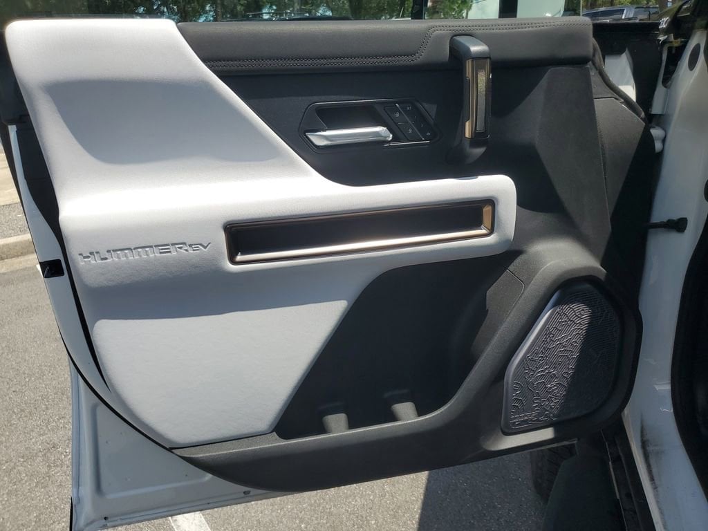 2025 GMC HUMMER EV 3X - Photo 23
