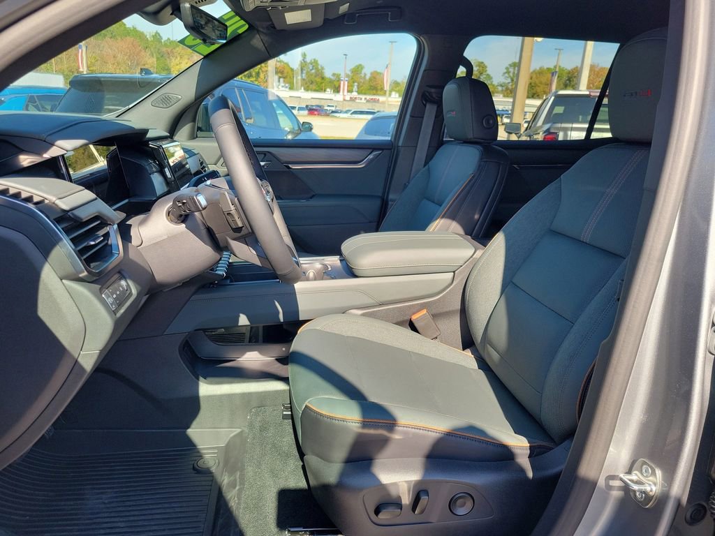 2026 GMC Acadia AT4 - Photo 13