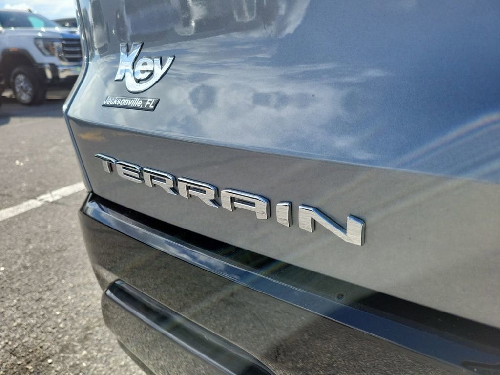 2026 GMC Terrain AT4 - Photo 9
