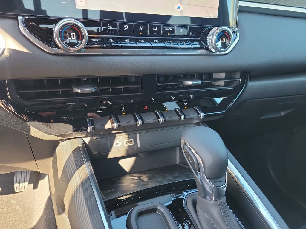 2026 GMC Canyon Elevation - Photo 29