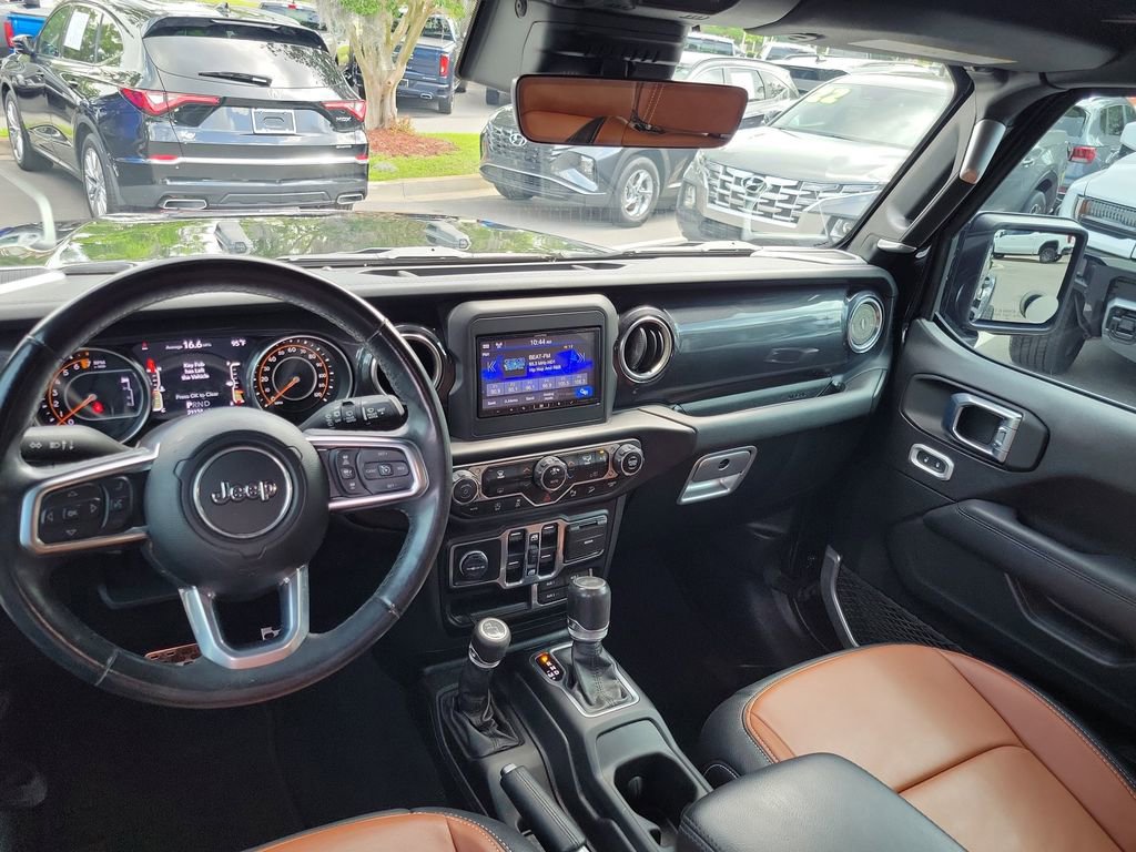 2020 Jeep Wrangler Unlimited Sahara Altitude - Photo 13