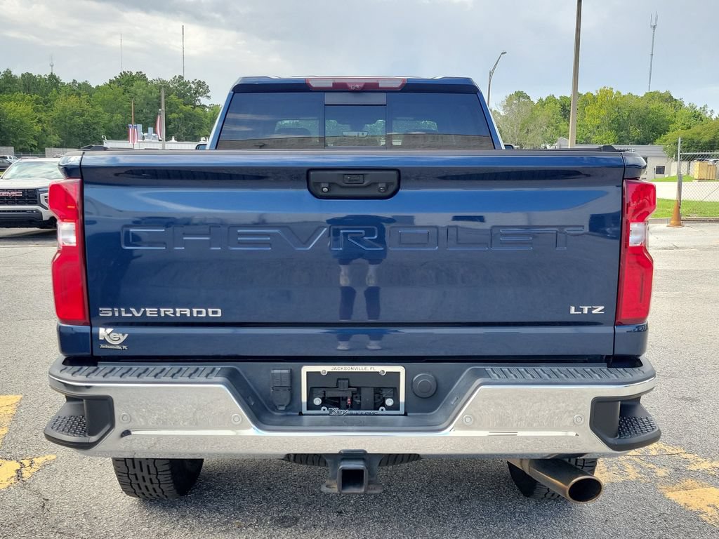2021 Chevrolet Silverado 2500HD LTZ - Photo 11