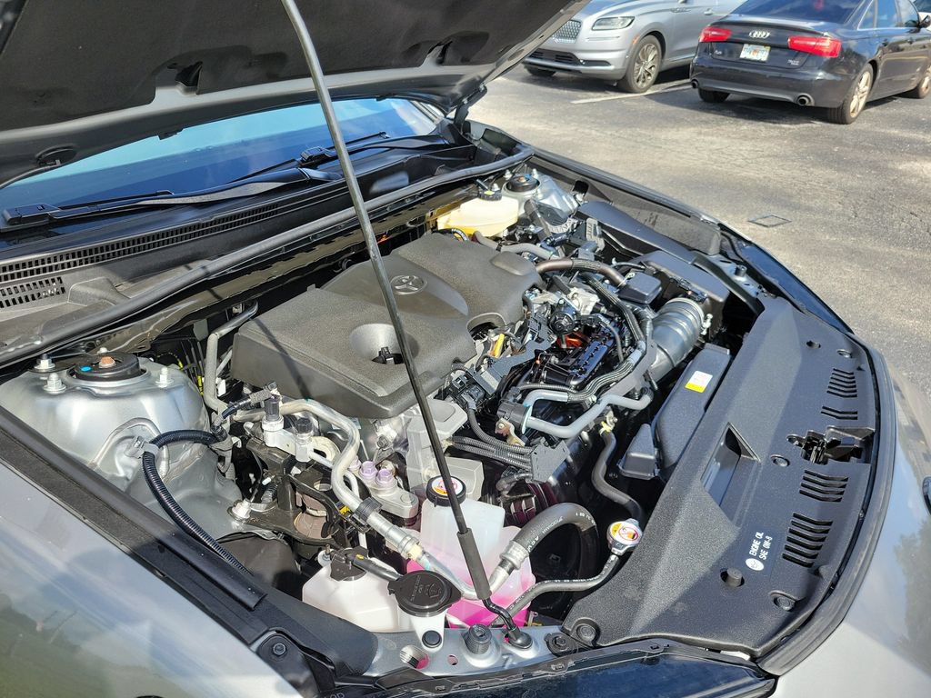 2025 Toyota Camry SE - Photo 34