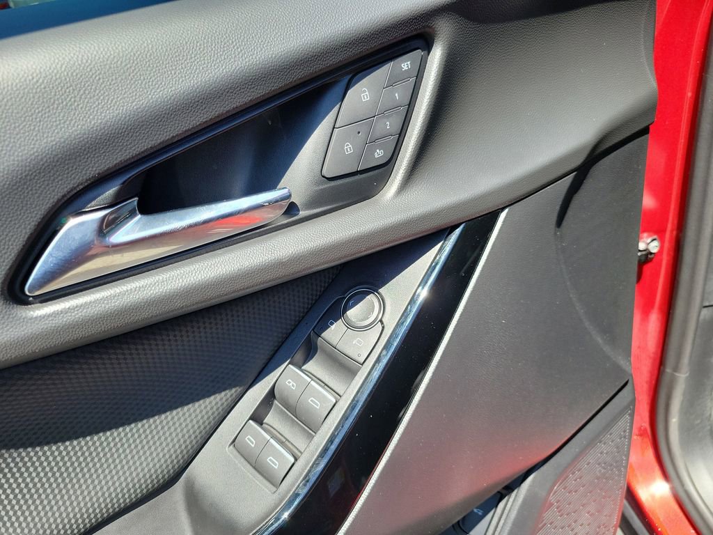 2025 Chevrolet Equinox RS - Photo 22