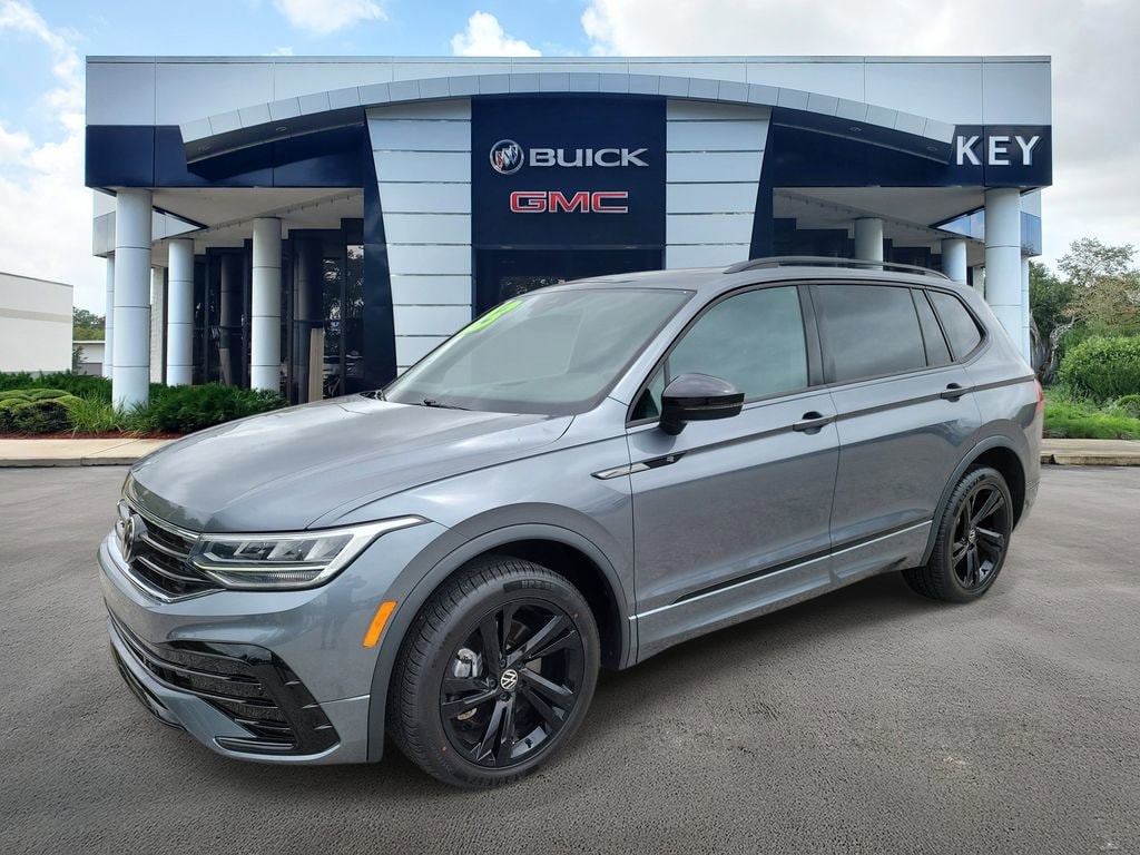 Used 2023 Volkswagen Tiguan SE R-Line Black SUV