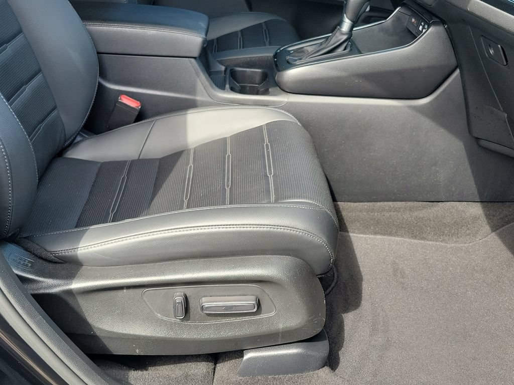 2023 Honda CR-V EX-L - Photo 16