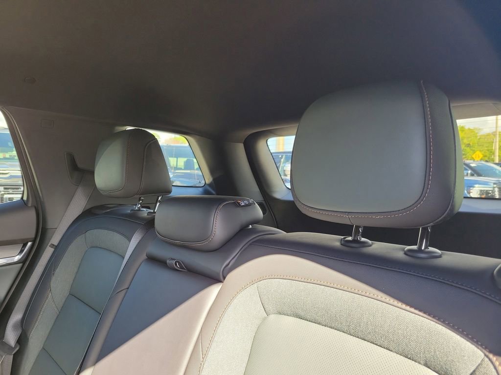 2026 GMC Terrain AT4 - Photo 15