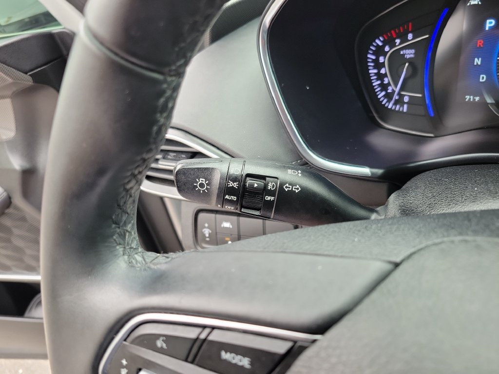 2019 Hyundai Santa Fe Limited - Photo 24