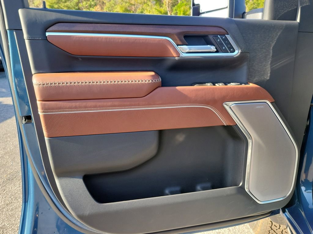 2026 GMC Sierra 2500HD Denali Ultimate - Photo 19
