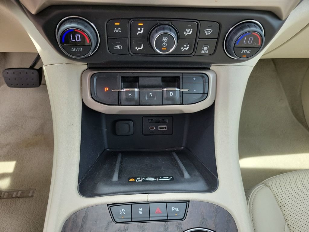 2023 GMC Acadia Denali - Photo 36