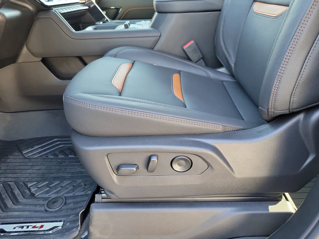 2026 GMC Sierra 3500HD AT4 - Photo 16