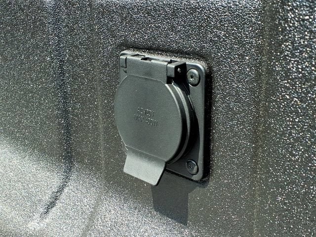 2026 GMC Canyon AT4 - Photo 8