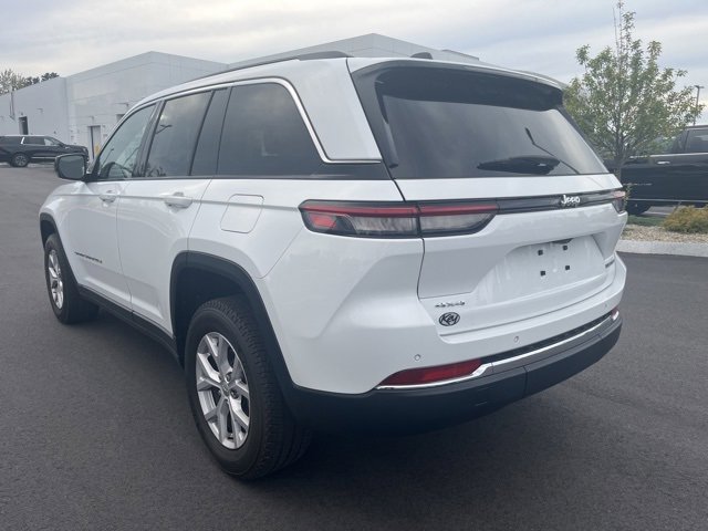 2022 Jeep Grand Cherokee Limited photo 3