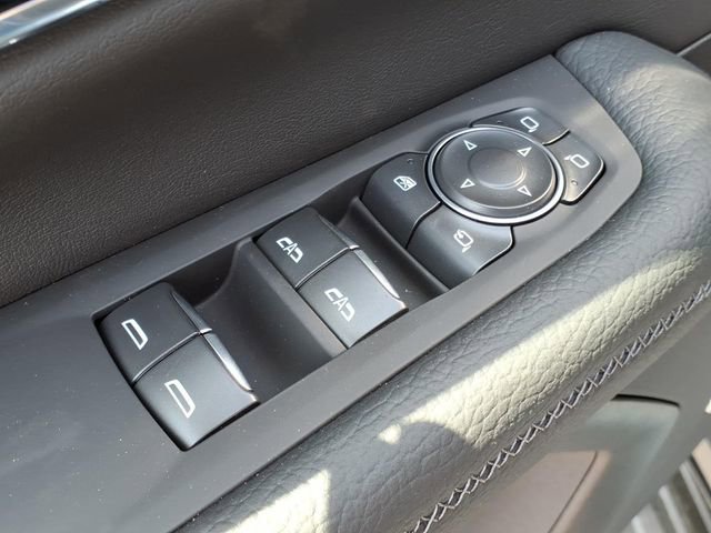 2026 GMC Yukon Denali - Photo 21