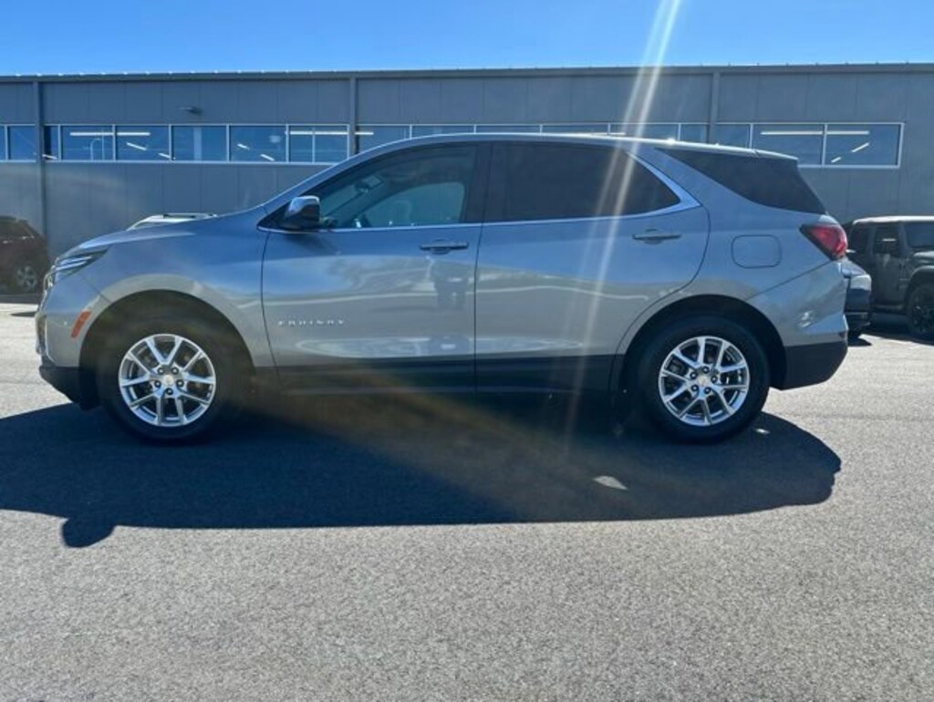 Used 2024 Chevrolet Equinox LT SUV