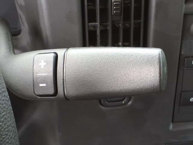 2025 GMC Savana Cargo Work Van - Photo 24