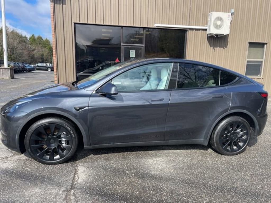 Used 2024 Tesla Model Y Long Range