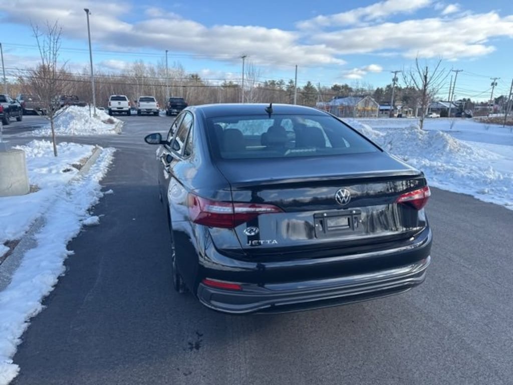 Used 2023 Volkswagen Jetta Sport