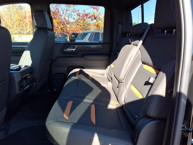 2026 GMC Sierra 2500HD AT4 - Photo 16
