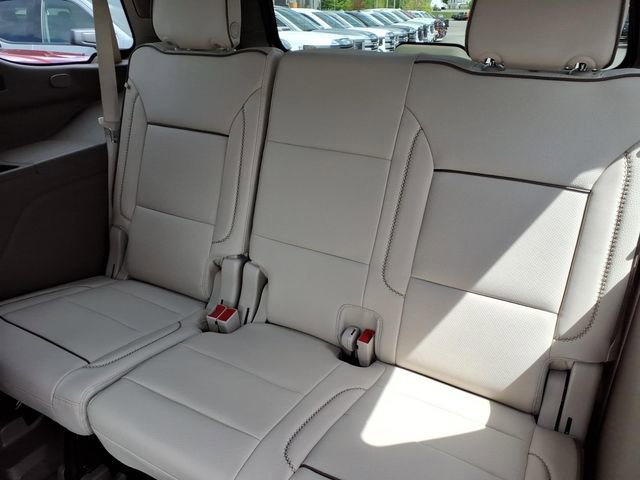 2026 GMC Yukon Denali - Photo 14