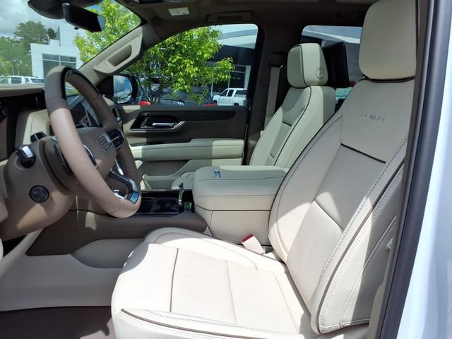 2026 GMC Yukon Denali - Photo 8