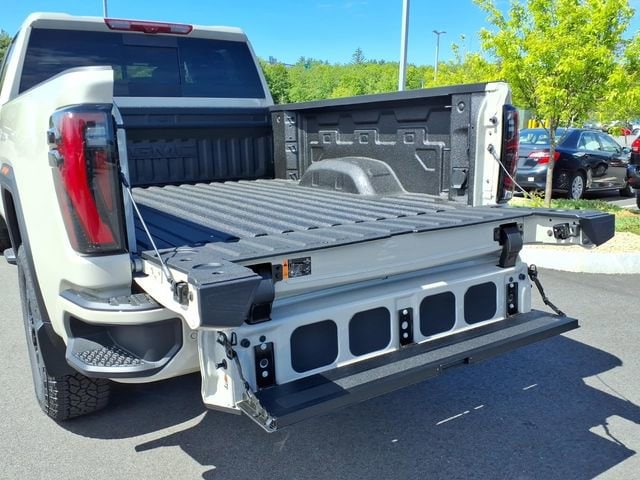 2026 GMC Sierra 2500HD AT4 - Photo 9