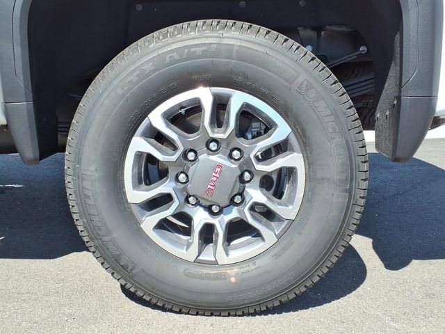 2025 GMC Sierra 2500HD SLE - Photo 11