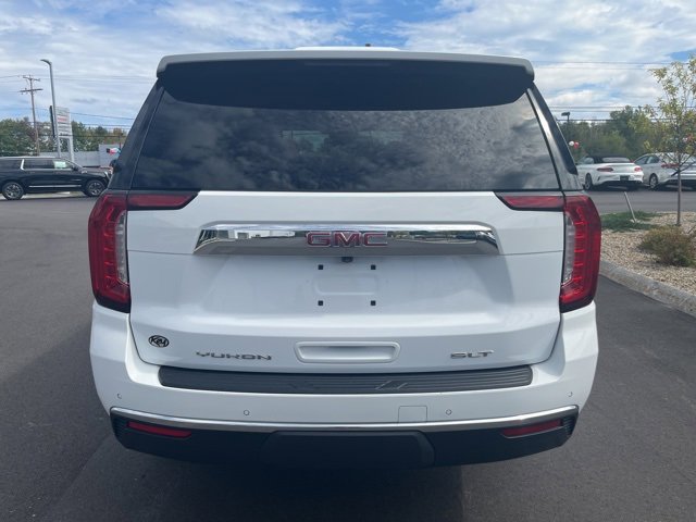 2023 Gmc Yukon SLT photo 4