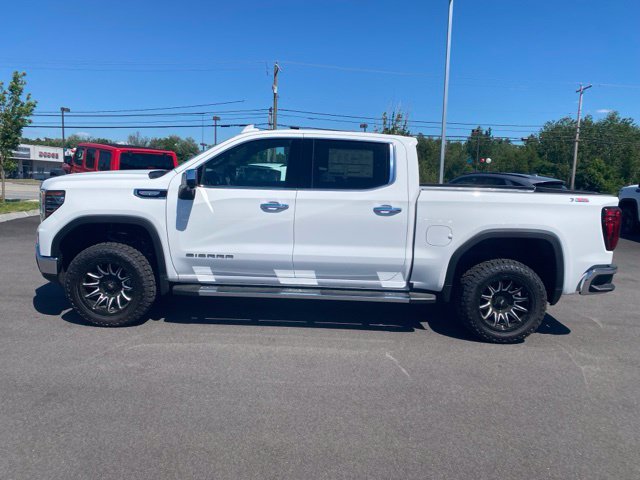 2026 GMC Sierra 1500 SLT - Photo 2