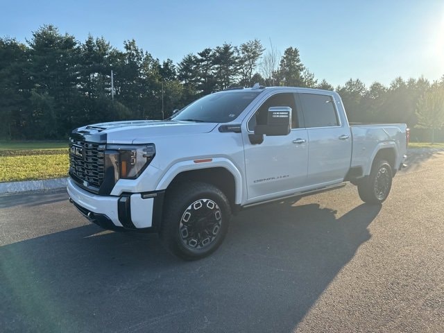 Used 2024 GMC Sierra 3500HD Denali Ultimate with VIN 1GT49YEY5RF203609 for sale in Rochester, NH