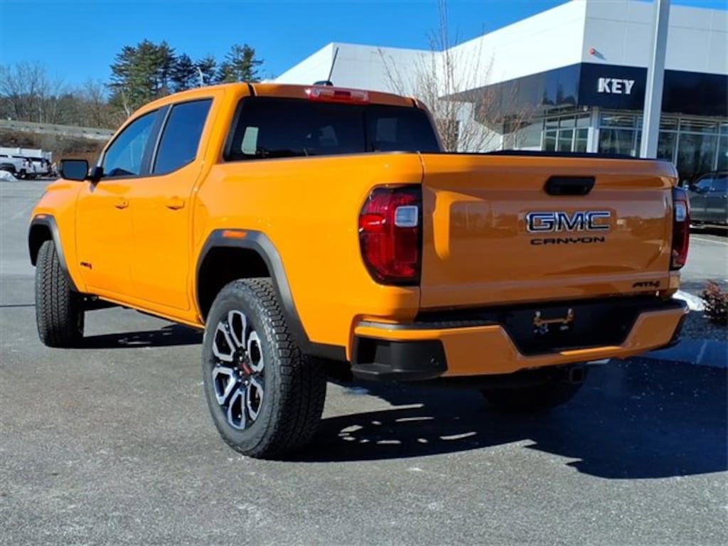 New 2026 GMC Canyon AT4 Truck