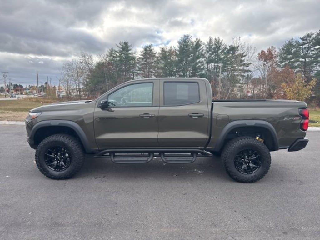 Used 2025 Chevrolet Colorado ZR2 Truck