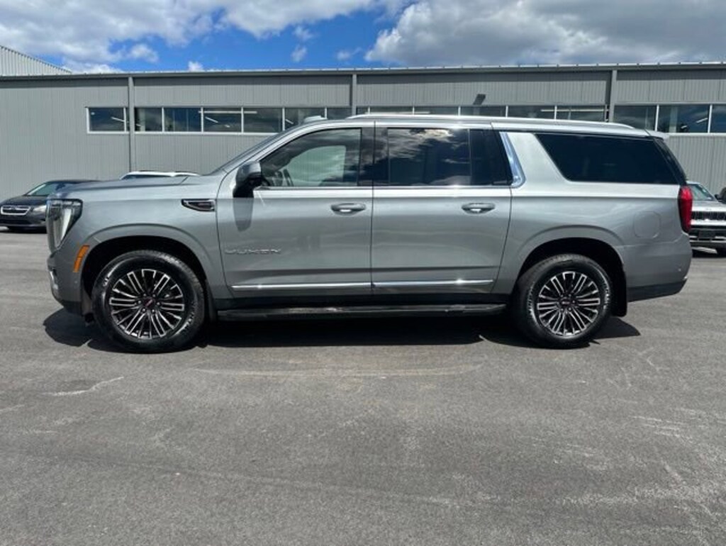 Used 2025 GMC Yukon XL Elevation SUV