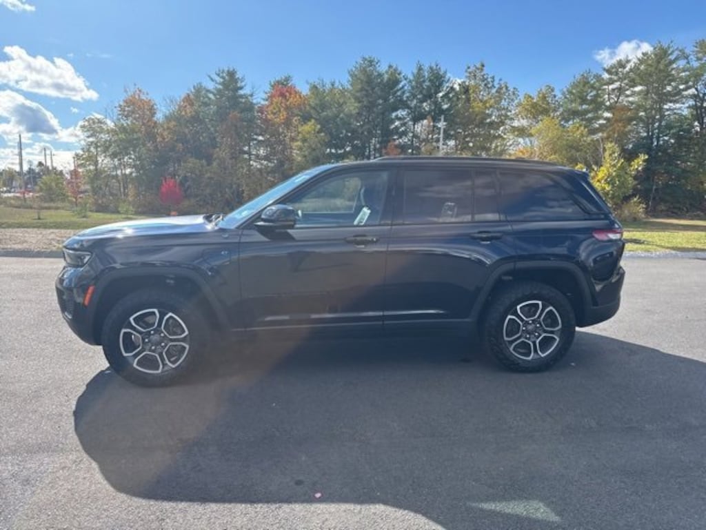 Used 2022 Jeep Grand Cherokee 4xe Trailhawk