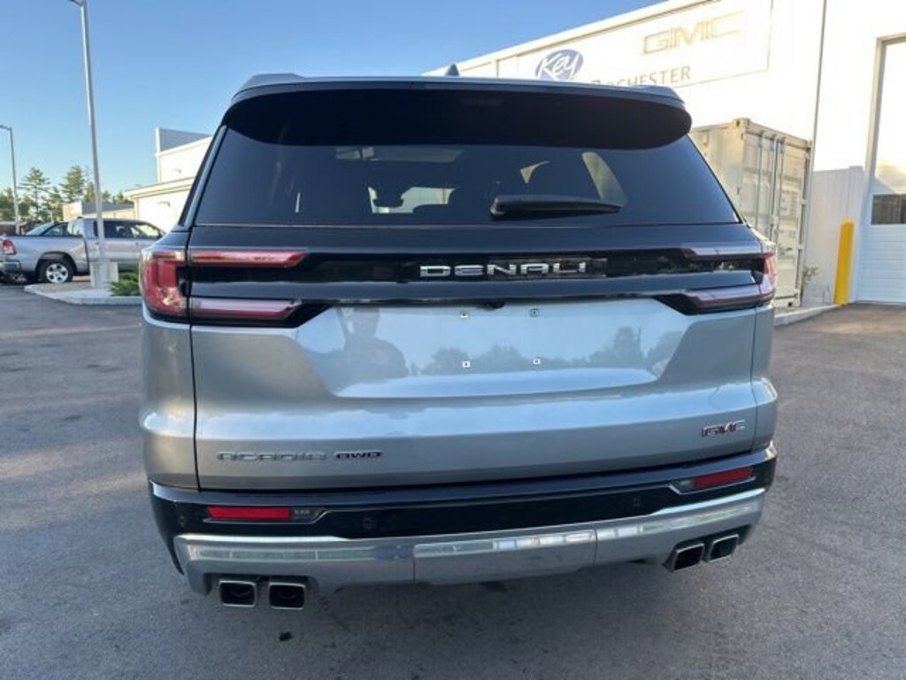 Used 2024 GMC Acadia Denali SUV