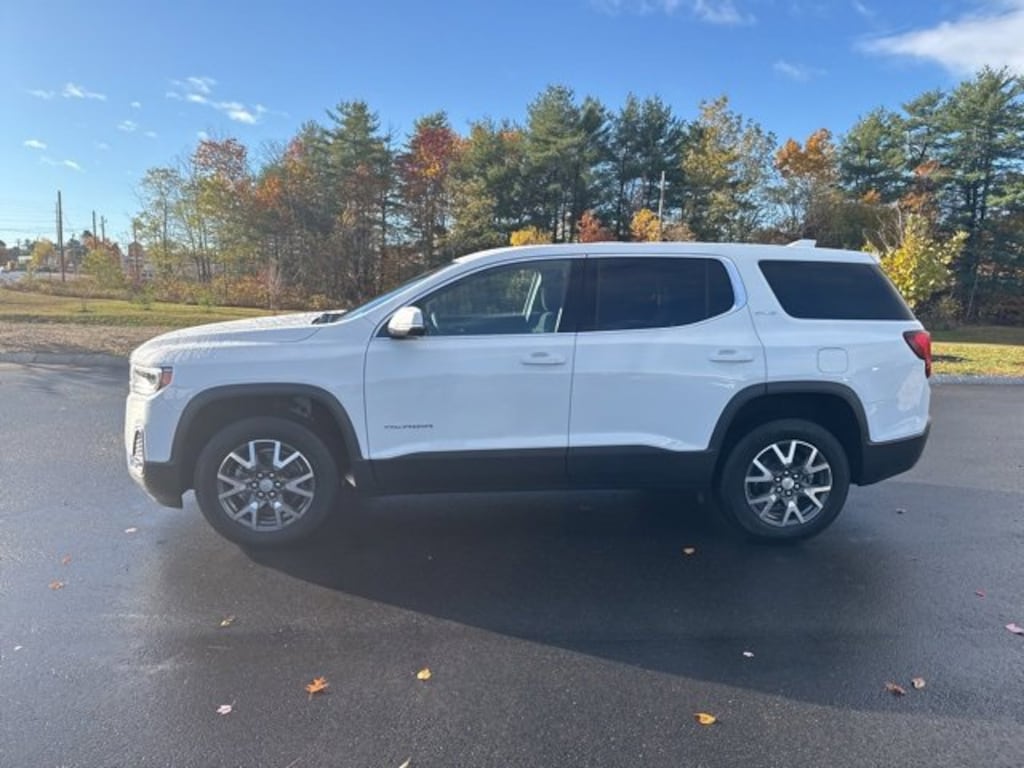 Used 2023 GMC Acadia SLE SUV