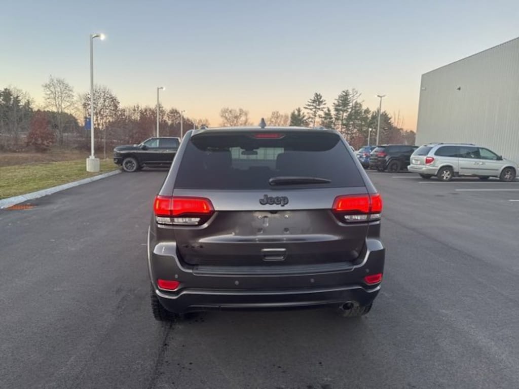 Used 2021 Jeep Grand Cherokee Laredo X