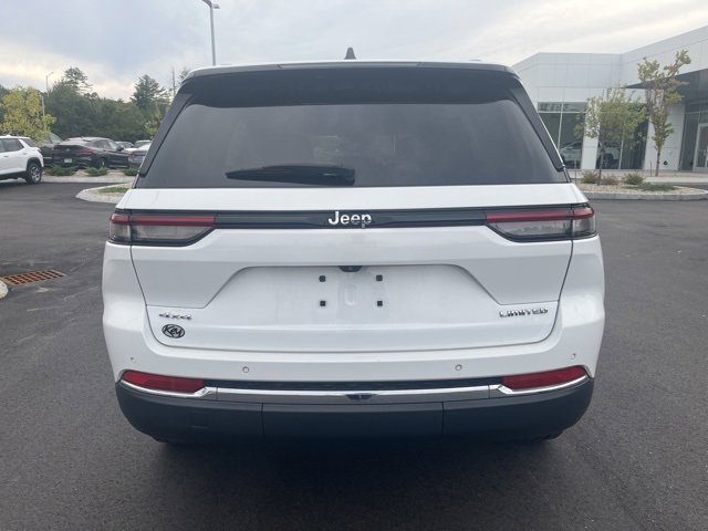 2022 Jeep Grand Cherokee Limited photo 4